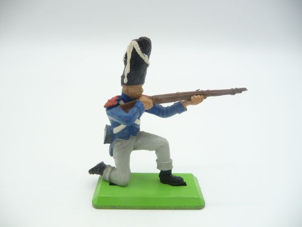 Britains Deetail Waterloo Frenchman kneeling firing