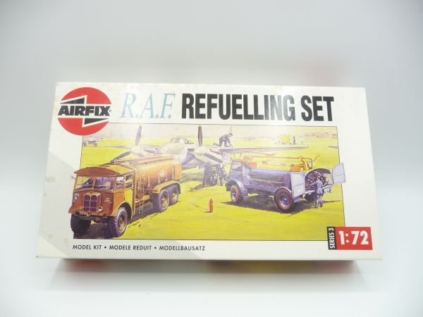 Airfix 1:72 Royal Air Force Refuelling Set, No. 3302 - orig. packaging, parts on cast
