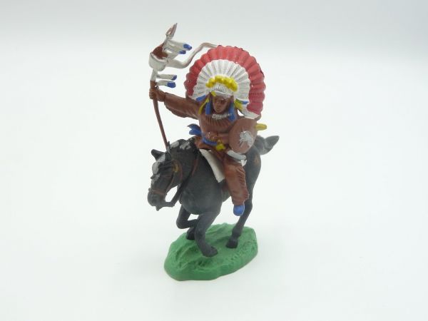 Britains Swoppets Indian riding / chief with spear + shield