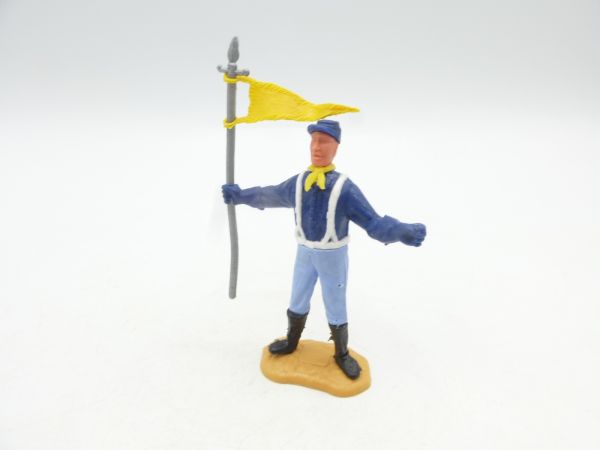 Timpo Toys Union Army soldier 2nd version standing with flag