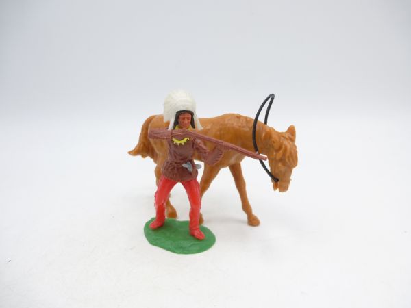 Elastolin 5,4 cm Indianer stehend Gewehr schießend, mit Pferd
