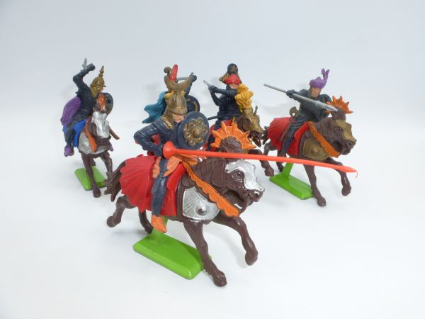Britains Deetail Set of Saracen riders (5 figures)