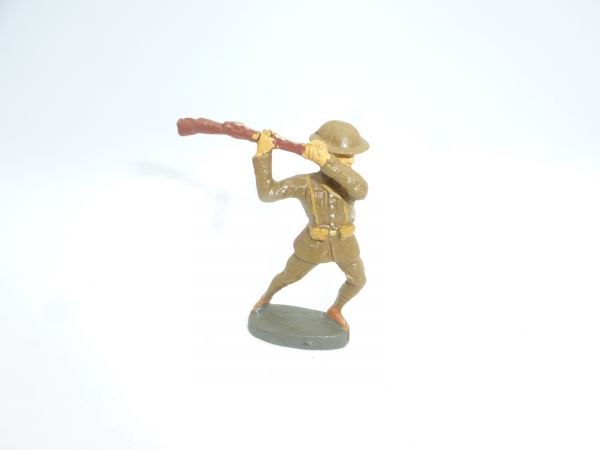 Elastolin (compound) English soldier striking with rifle - figure in top condition