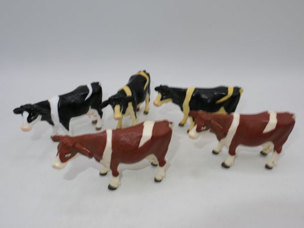 5 cows (similar to Britains)