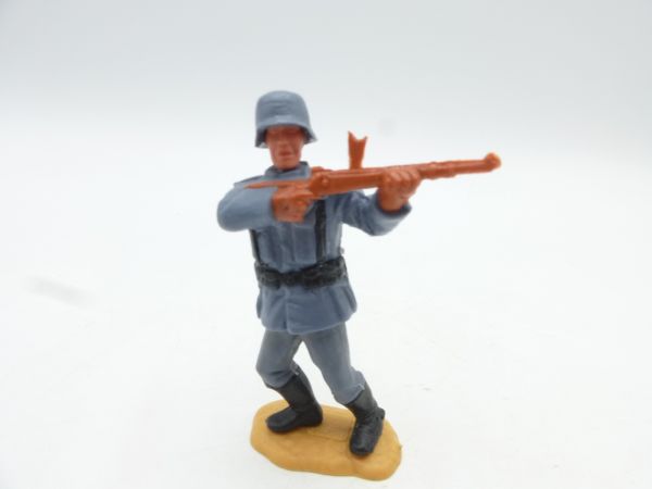 Timpo Toys German, firing rifle (removable steel helmet)