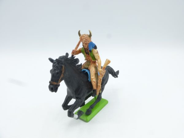 Britains Deetail Medicine Man riding with tomahawk + rifle