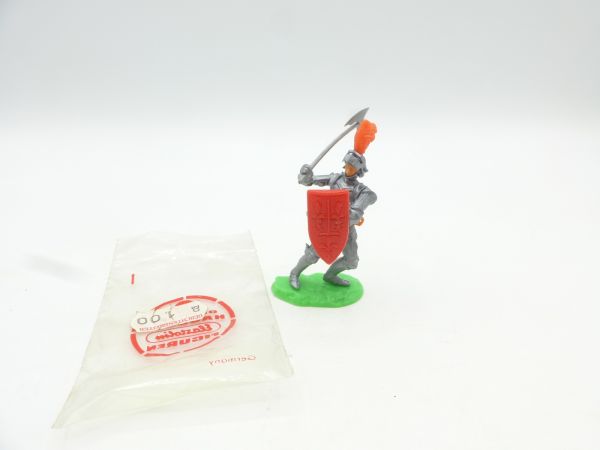 Elastolin 5,4 cm Knight standing with battle axe + shield (red shield)