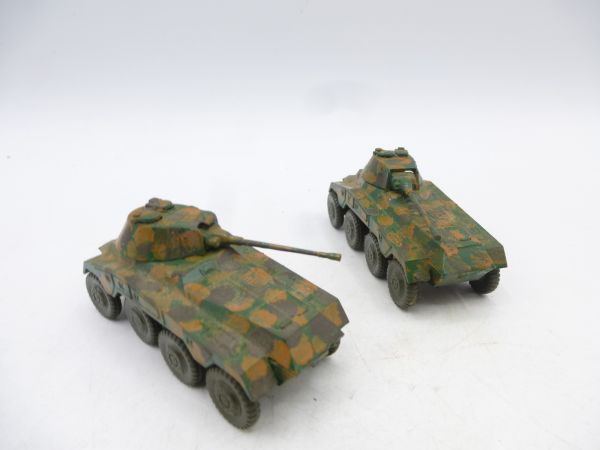 Roco 2 armoured cars - used + painted