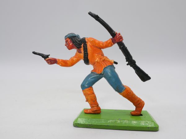 Britains Deetail Apache advancing with rifle + pistol, dark blue trousers