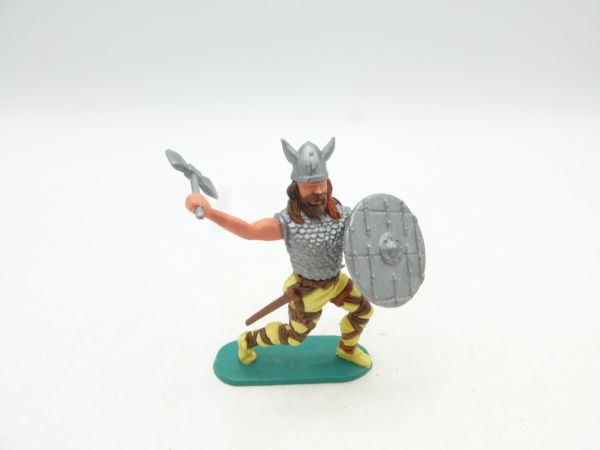 Timpo Toys Viking running with double battle axe + shield