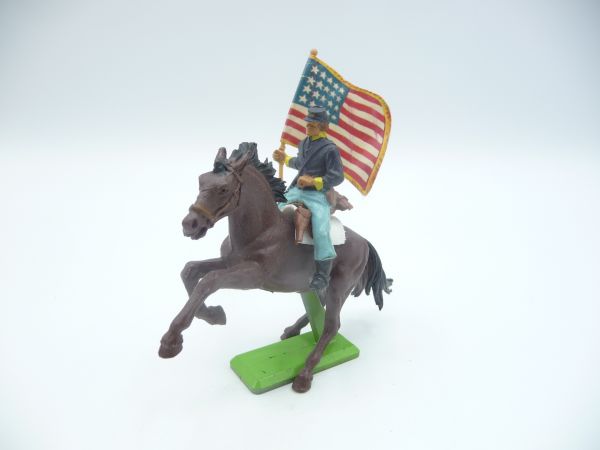 Britains Deetail Union Army soldier on horseback with flag