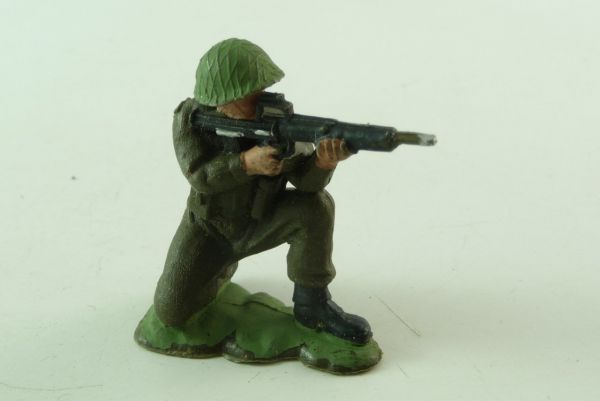 Britains Swoppets / Herald Khaki Infantry; soldier kneeling, firing