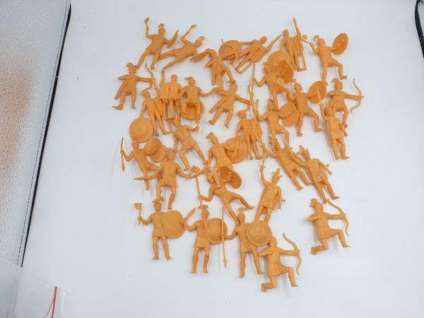 Atlantic 1:32 Trojan Army, 30 figures - without base