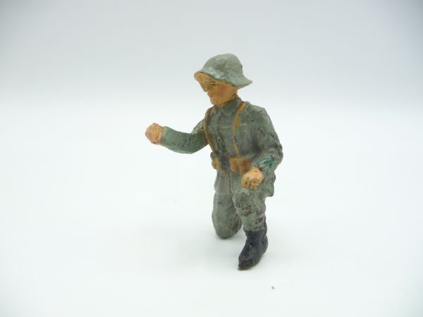 Elastolin composition Soldier kneeling, operator for gun - see photos