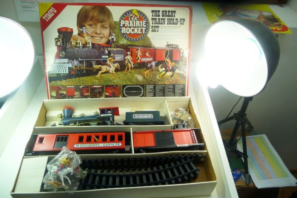Timpo Toys The Great Train Hold-Up Set "Prairie Rocket" - content complete