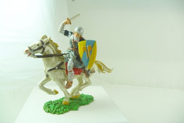 Elastolin 7 cm Normanne mit Schwert zu Pferd, Nr. 8857 - Sammlerbemalung