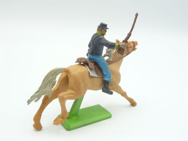 Britains Deetail Union Army soldier riding, holding up rifle - rare horse