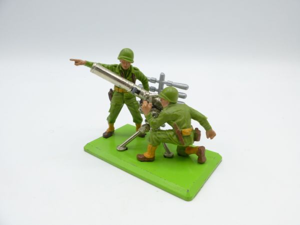 Britains Deetail Rocket launcher with Americans incl. weapons