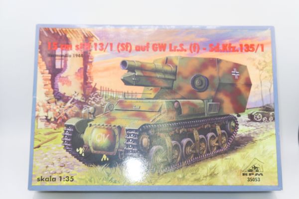 RPM SdKfz 135/1, No. 35053 (1:35) - orig. packaging, without description