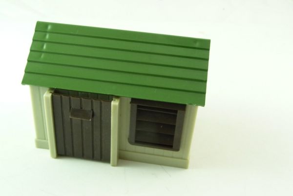 Britains Deetail Chicken Coop No. 4705 - plugged together (not glued)