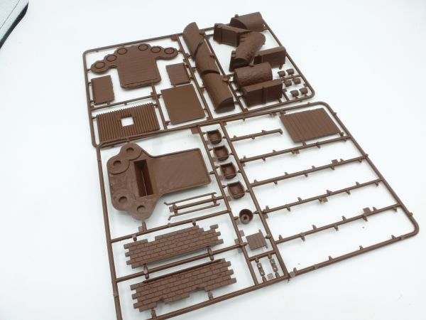 Italeri 1:72 Addition to No. 6032 - some parts from the box on cast