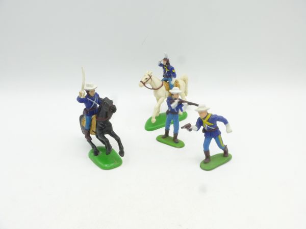 Panini 7th cavalry set (2 riders, 2 foot figures)