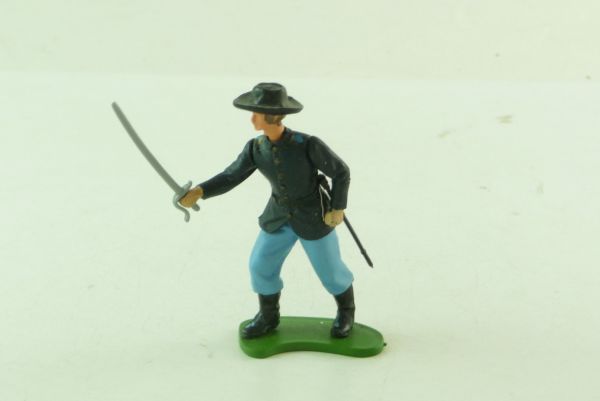Britains Swoppets Union Army officer, going ahead with sabre