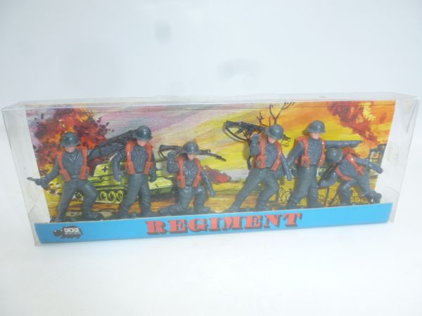 Dickie Rare WW box with 6 soldiers