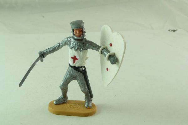 Cherilea Crusader standing with sword and shield, removable helmet