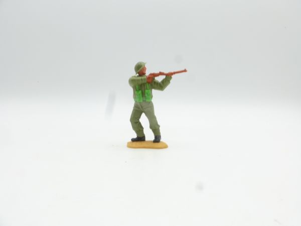 Timpo Toys Englishman standing shooting