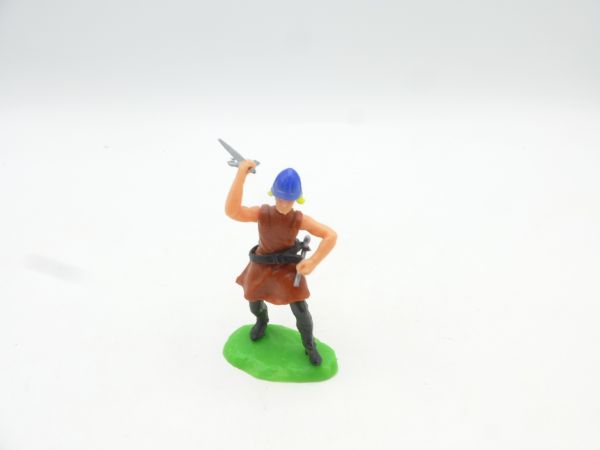 Elastolin 5,4 cm Norman standing striking with sword - rare light brown
