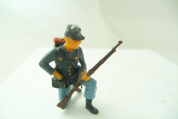Elastolin 4 cm Union Army: soldier kneeling loading, No. 9177 - very good condition