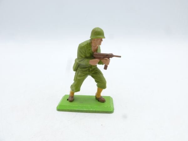Britains Deetail American advancing with MP, 2nd version - rare