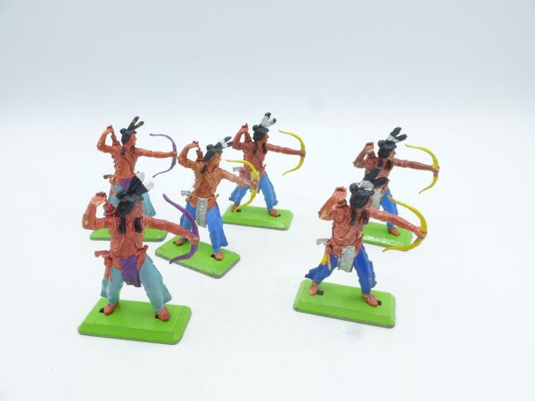 Britains Deetail 6 Indians with bow, taking arrow