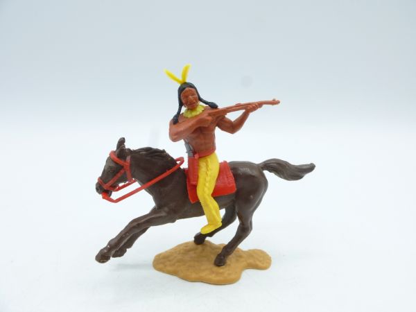 Timpo Toys Indian 3rd version on horseback, shooting rifle