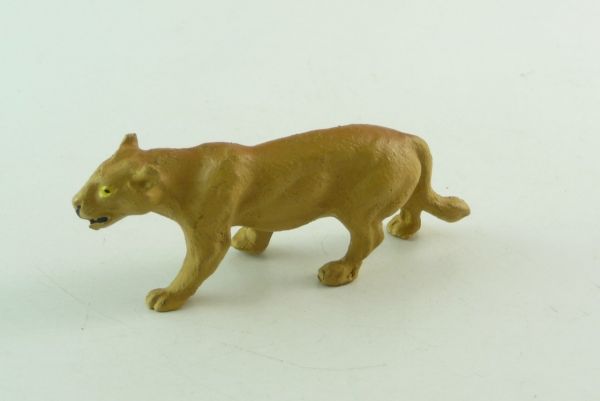 Elastolin Lioness stalking (approx. 5 cm length) - very good condition