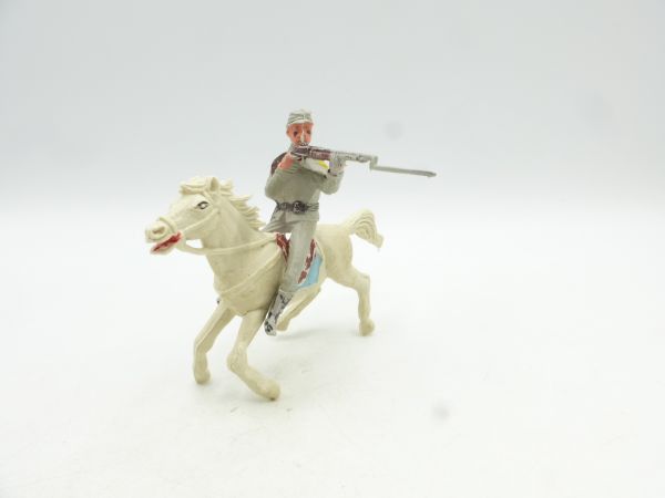 Jackson Southerner on horseback, firing sideways
