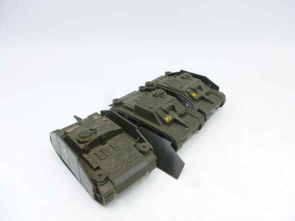 Roco Minitanks 3 x assault gun III