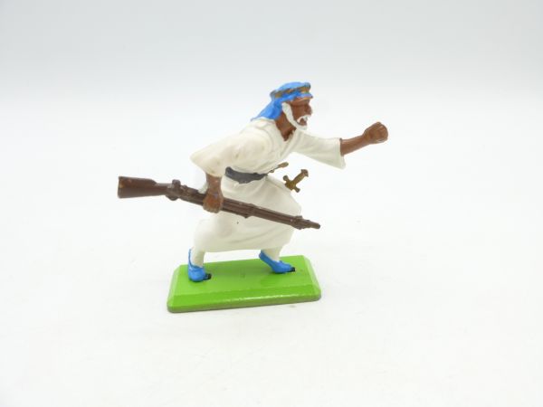 Britains Deetail Arab with rifle (white)