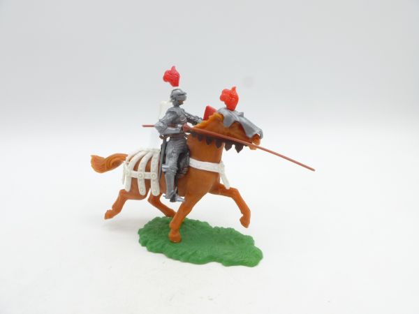 Elastolin 5,4 cm Ritter zu Pferd mit Schild, Waffe + zusätzl. Waffe im Gurt