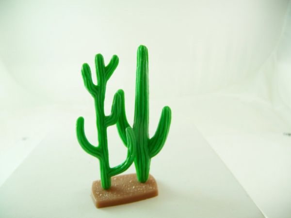 Plasty Double cactuses diorama