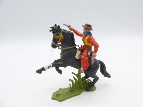 Britains Swoppets Cowboy on horseback with 2 pistols (made in HK)