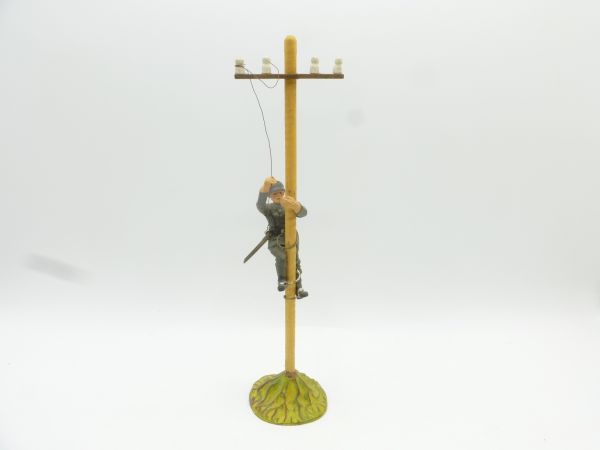 Elastolin compound Soldier on telegraph pole - great small diorama