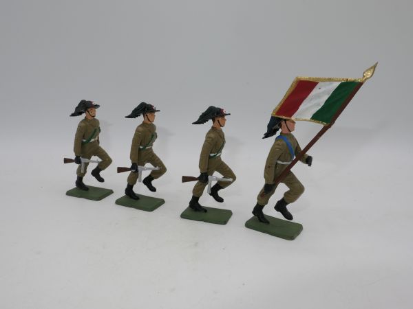 Starlux Bersaglieri: 4 Soldaten im Marsch, inkl. Fahnenträger
