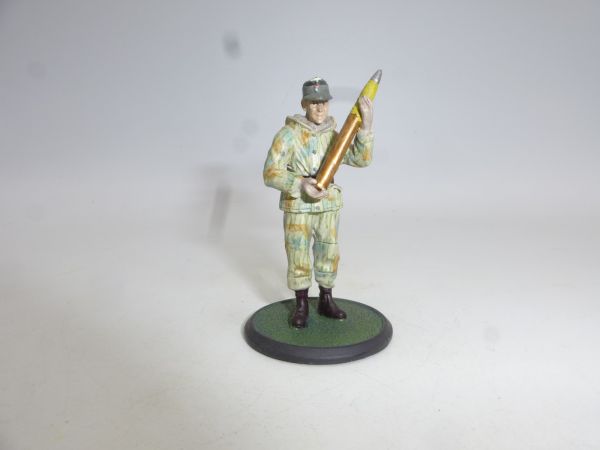 Hachette Collection WK-Soldat mit Geschützhülse (5 cm Figur)