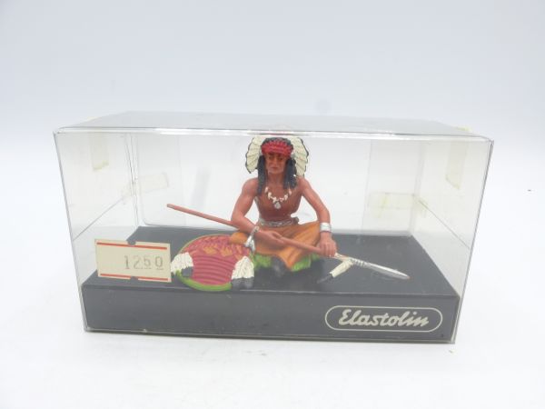 Elastolin Indian chief sitting with lance, No. 6838 - orig. packaging