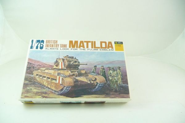 Fujimi 1:76 British Infantry Tank MATILDA, Kit No. 8 - OVP, Teile am Guss