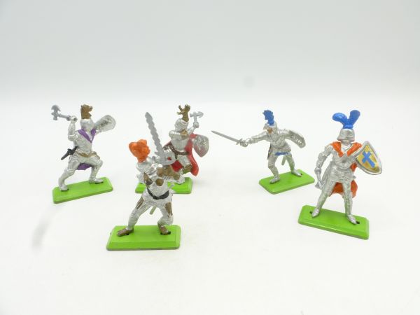 Britains Deetail Group of knights 2nd version standing (5 figures)