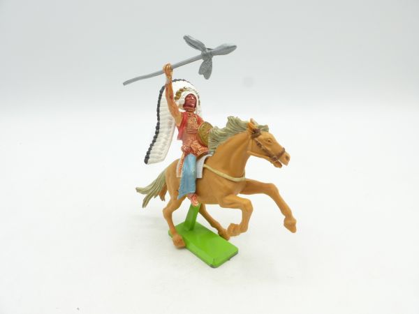 Britains Deetail Indian riding, chief throwing spear