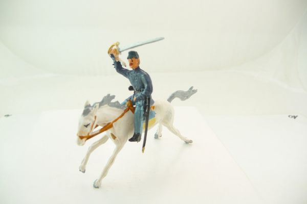 Merten 4 cm Union Army soldier on horseback with sabre over head